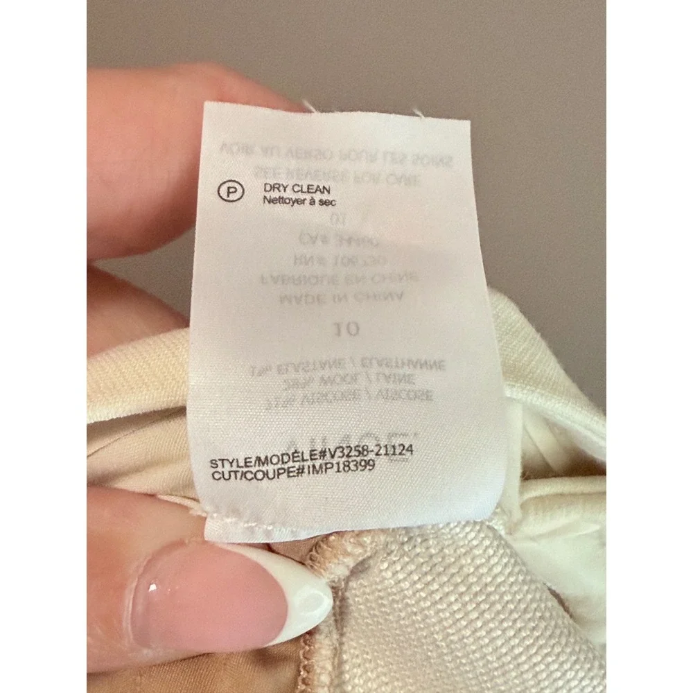 Vince Cream Tailored Culotte Pants Button Hem V3258-21124 Size 10